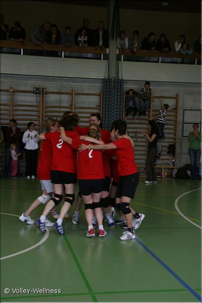 coupefem2010_81